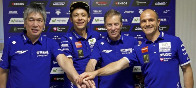 Valentino Rossi a semnat prelungirea contractului cu Yamaha pentru încă 2 ani