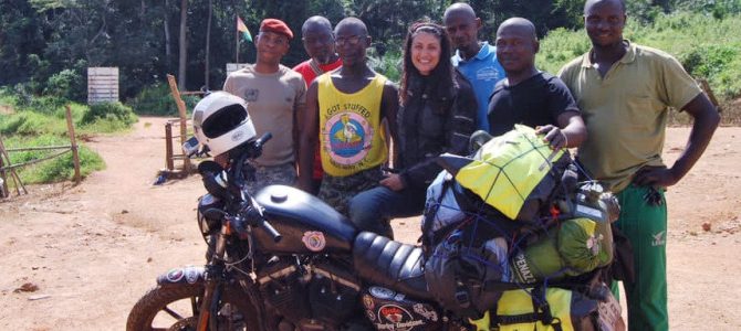 Călare pe Harley-Davidson Iron 883, Elena a traversat șapte țări din Africa