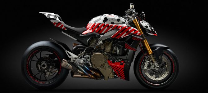 Prototipul modelului Ducati Streetfighter V4 prezentat la cursa de viteză în coastă Pikes Peak