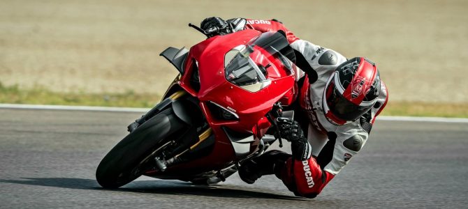 Noul Ducati Panigale V4 model 2020