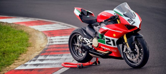 Panigale V2 Bayliss 1st Championship 20th Anniversary, ultimul model lansat de Ducati