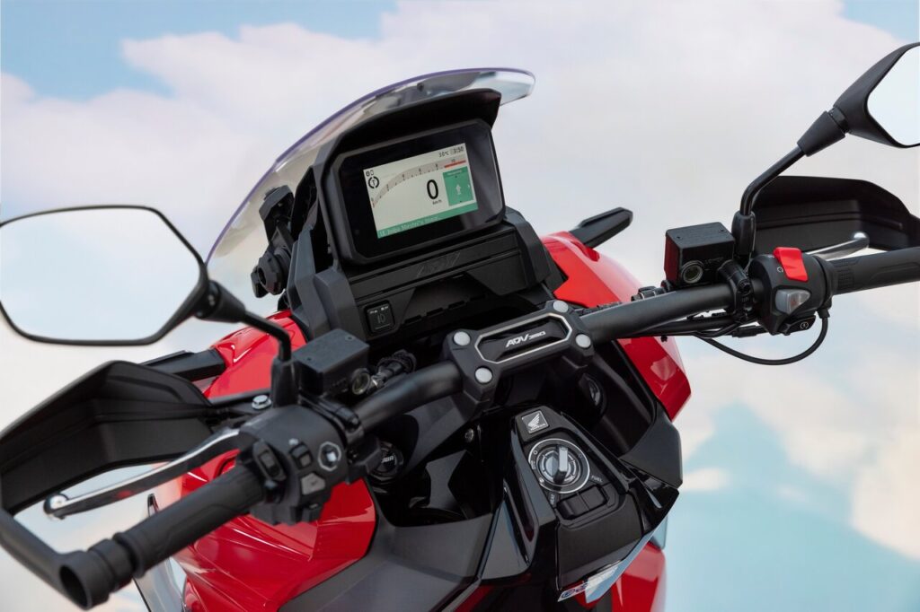 Scutere Honda de 350 cmc