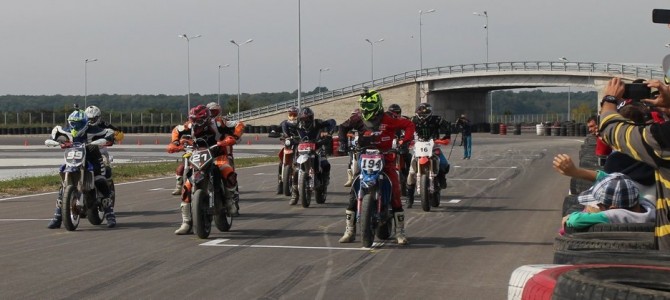 Am fost la etapa finală – Campionat Naţional de juniori, scutere şi Supermoto