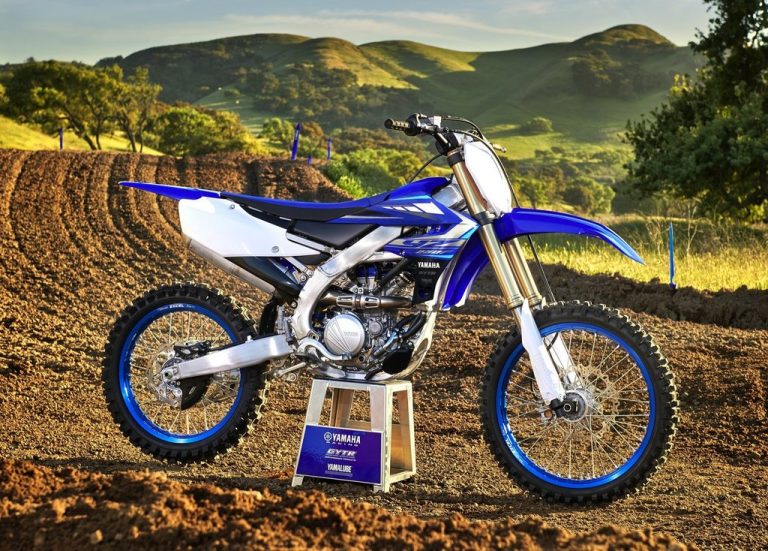 Yamaha va prezenta noile modele de motocros 2020 la Ciolpani